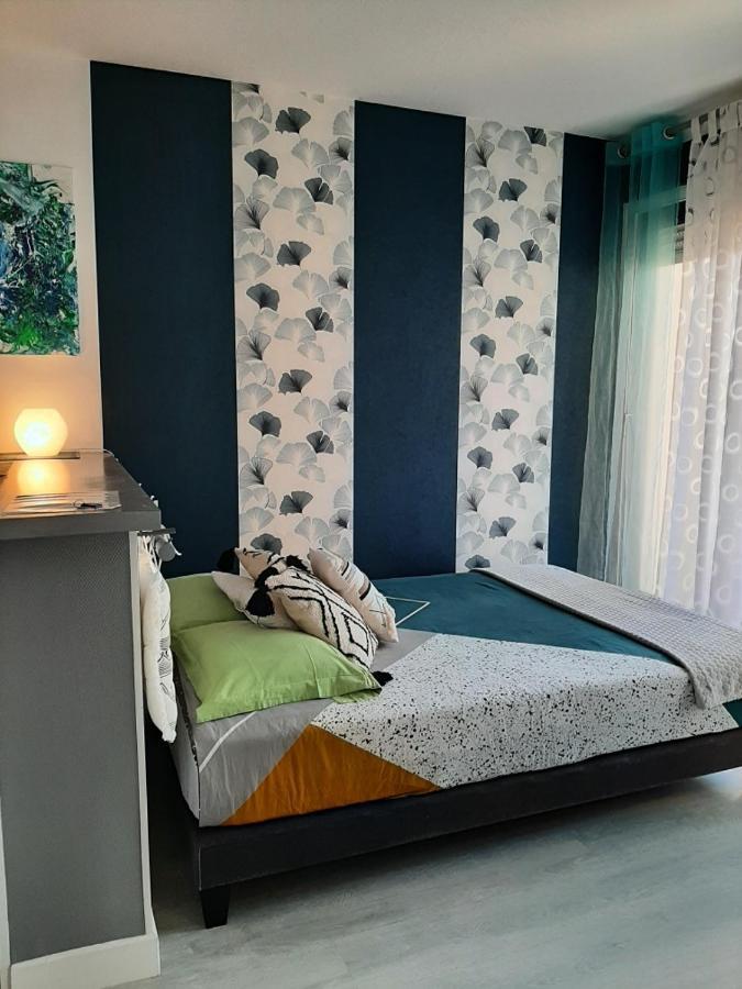 Appartement T1 Hyper Centre Avec Balcon Bordeaux Esterno foto
